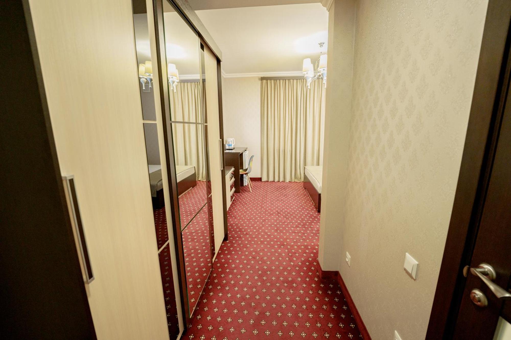 Welcome Inn Hotel Yerevan Luaran gambar